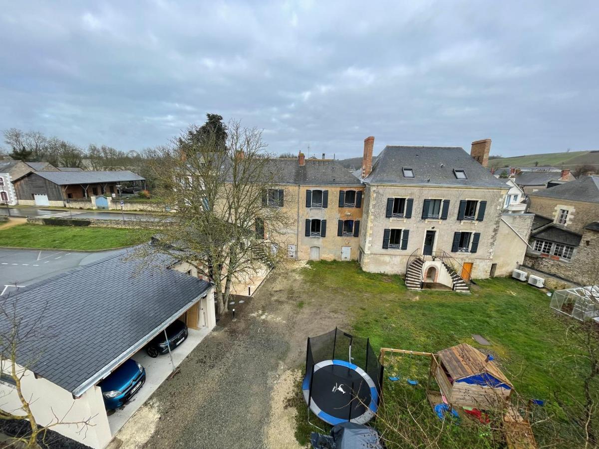 Petit Gite Avec Terrasse Thouarcé Kültér fotó